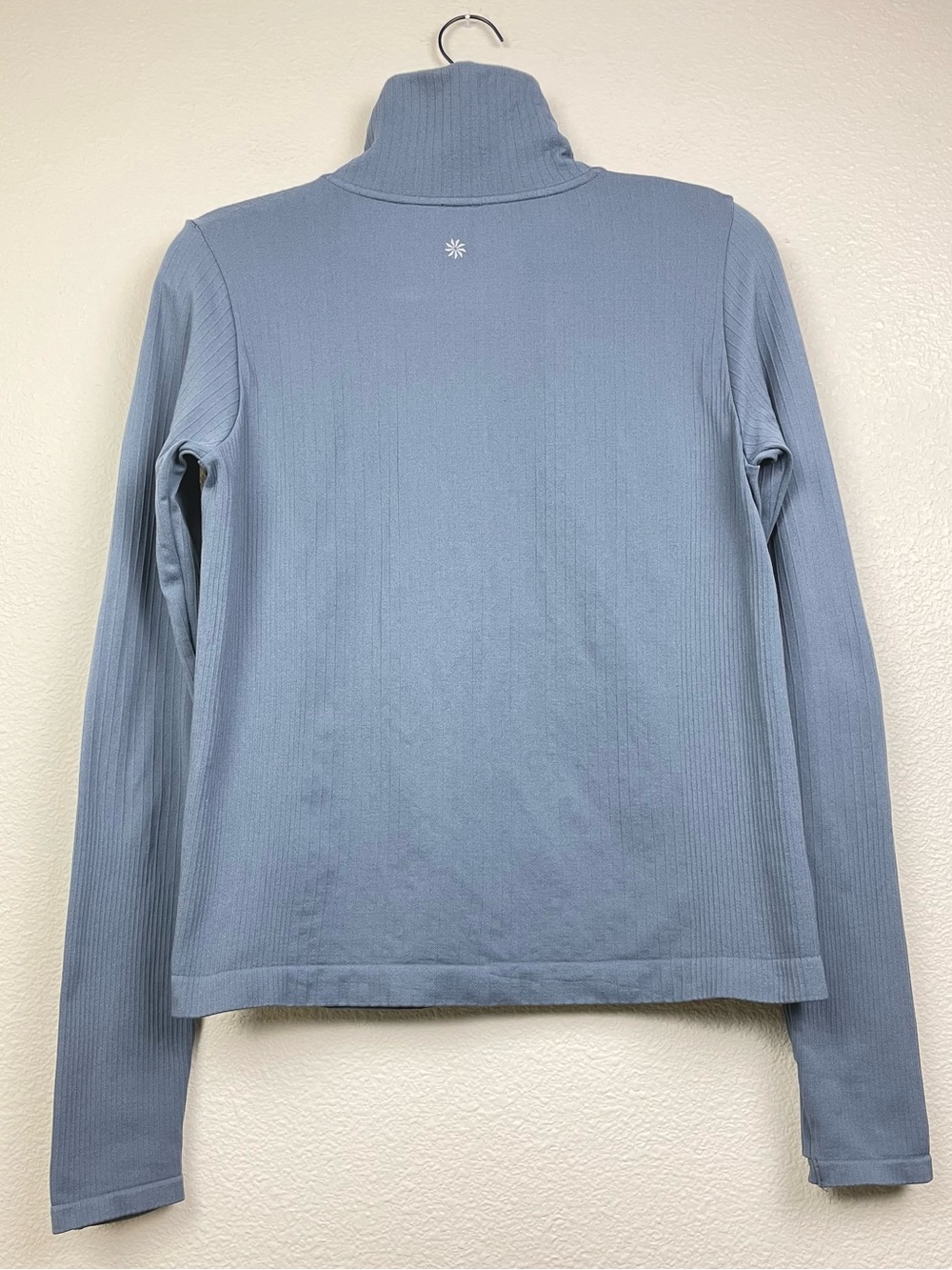 Athleta Women's Large Slate Grey Flurry Seamless Henley Top Long Sleeve Ribbed - Picture 11 of 15